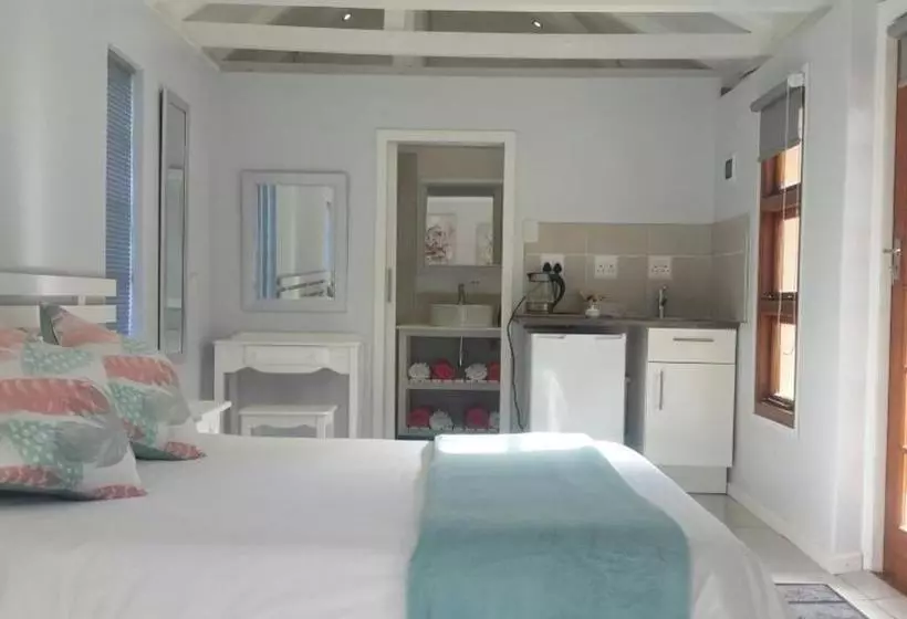 ペンション Aloma House