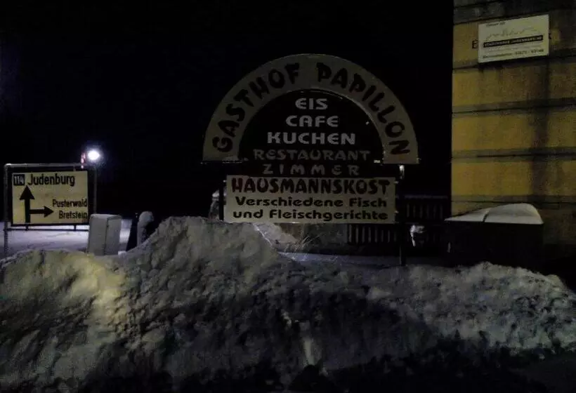 Majatalo Gasthof Papillon