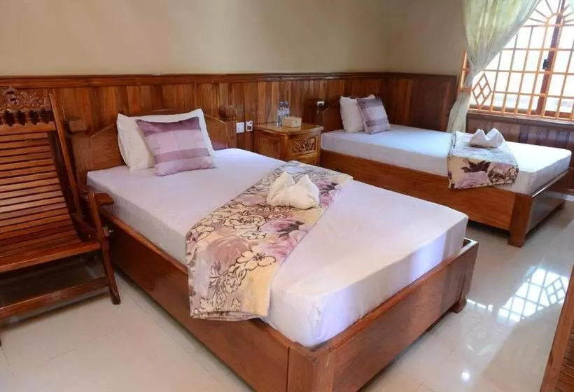 Majatalo Javier Guesthouse