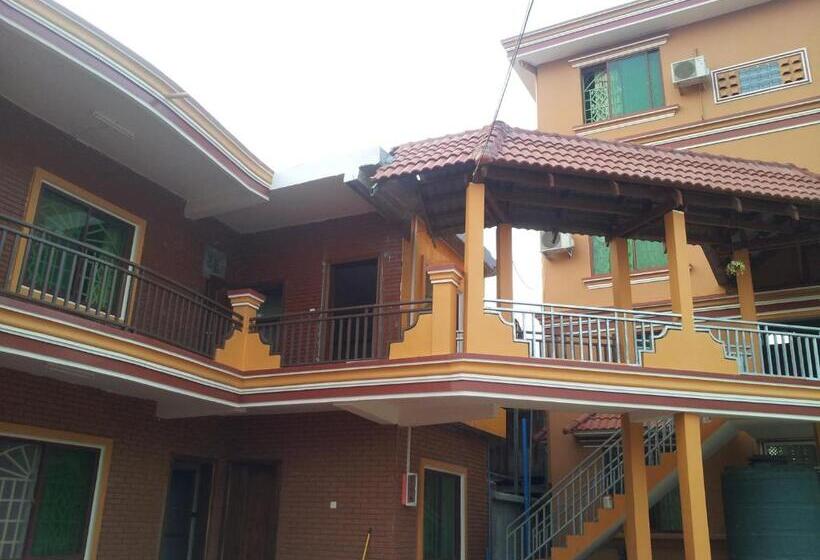 Пансион Javier Guesthouse