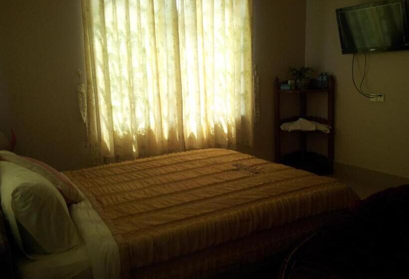 Пансион Javier Guesthouse