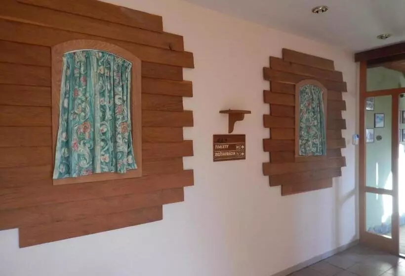 Majatalo Penzión Réva