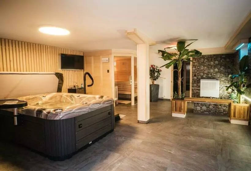 ペンション Penzion Charlie