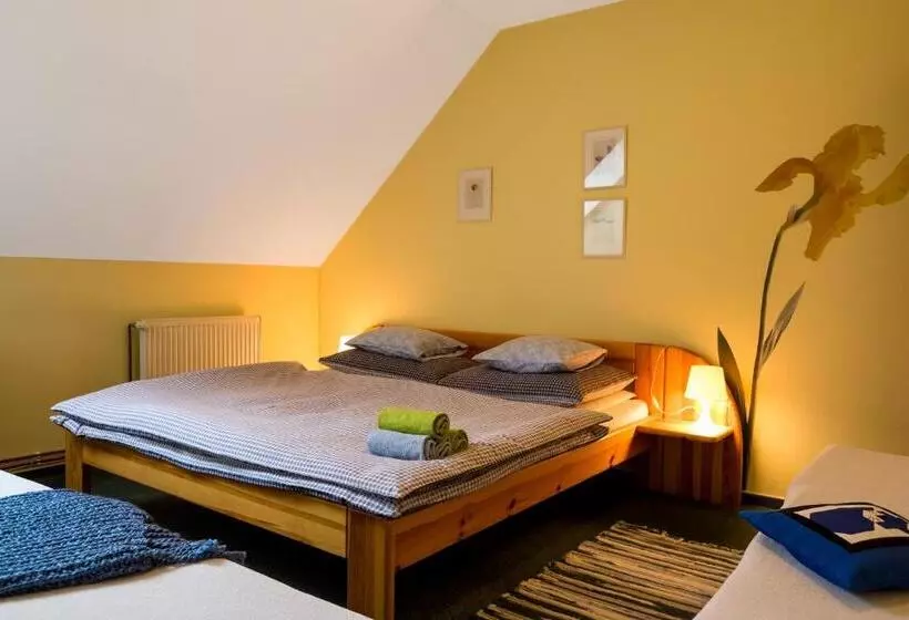 Majatalo Penzion U Lípy