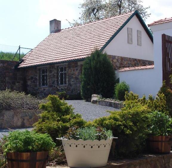 פנסיון Penzion V Polích