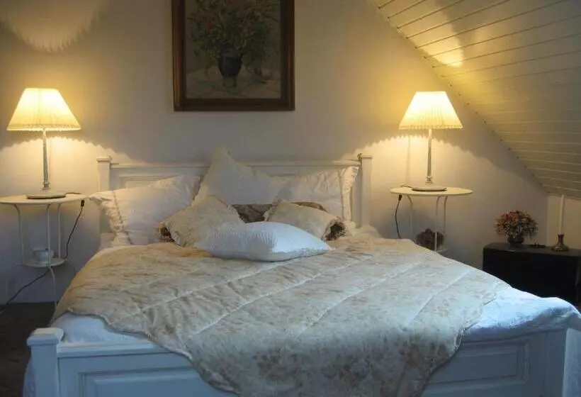 Majatalo Penzion V Polích