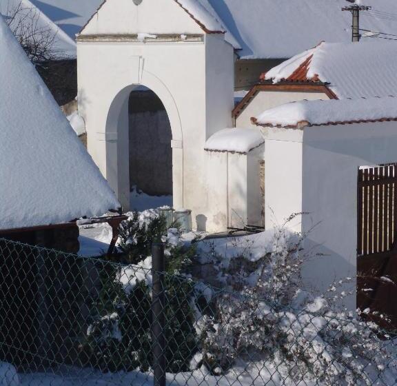 פנסיון Penzion V Polích