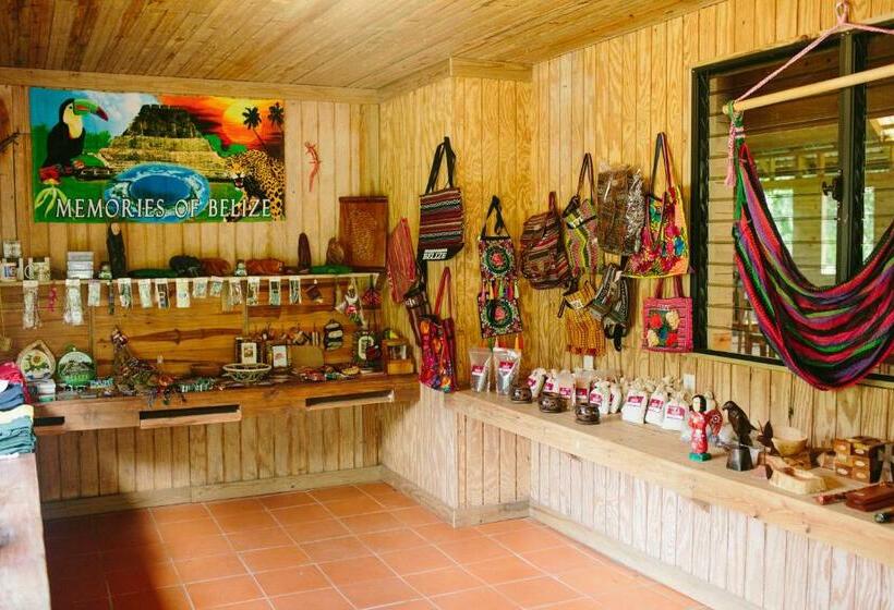 אתר נופש Jaguar Creek