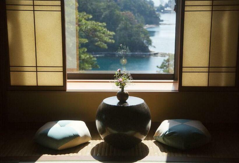 Ryokan Noto Hyakurakusou