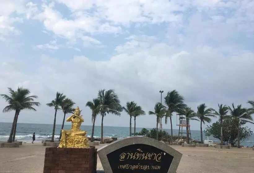 Vip Chain Resort Pool Villa