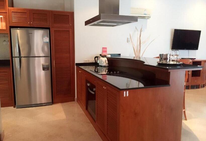 Vip Chain Resort Pool Villa