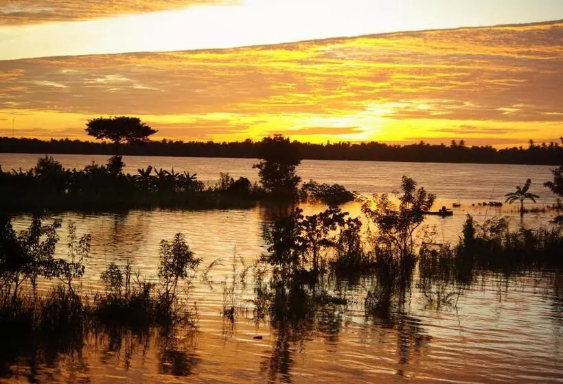 ベッドアンドブレックファースト Le Kroma Villa