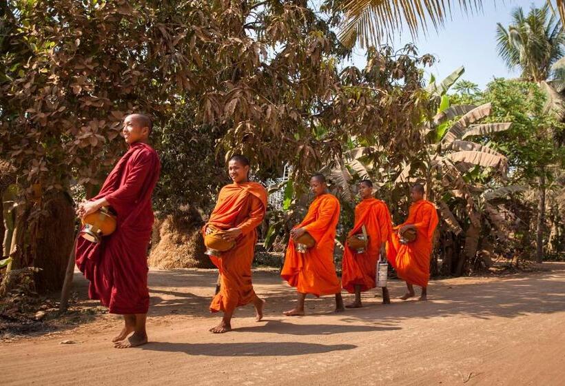 Bed and Breakfast Le Kroma Villa