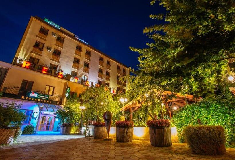 فندق Centrál šaľa