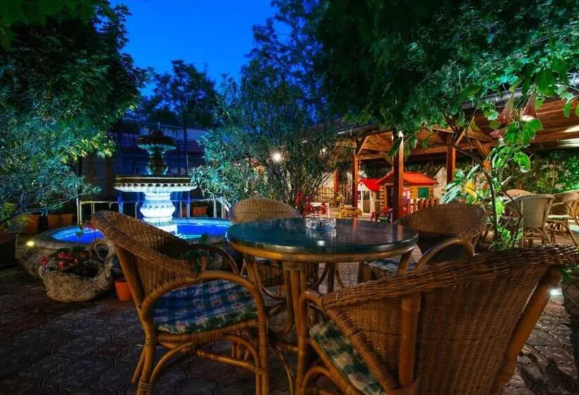 ホテル Centrál šaľa