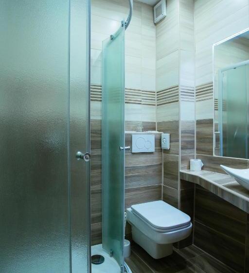 فندق Centrál šaľa