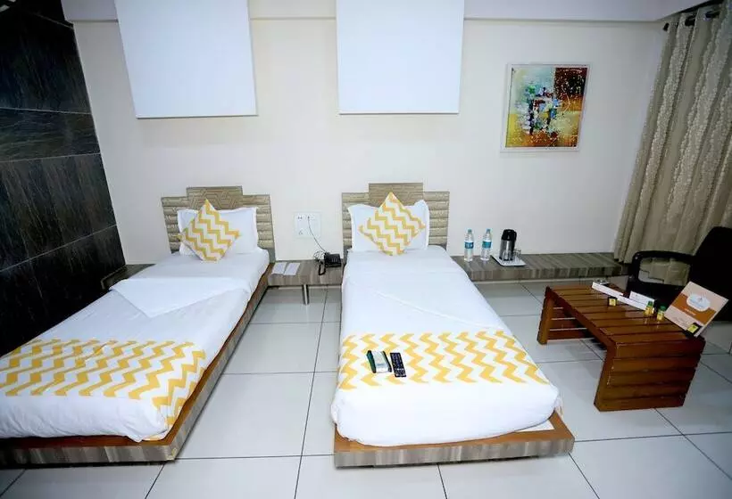 Hotelli Darshan Naroda