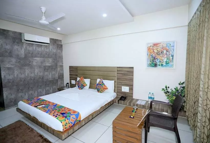 Hotelli Darshan Naroda