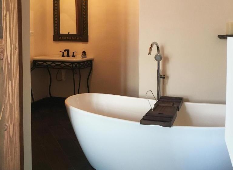 Отель En Kanto Valle De Guadalupe