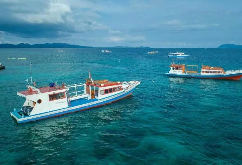 Hotelli Gangga Island Resort & Spa