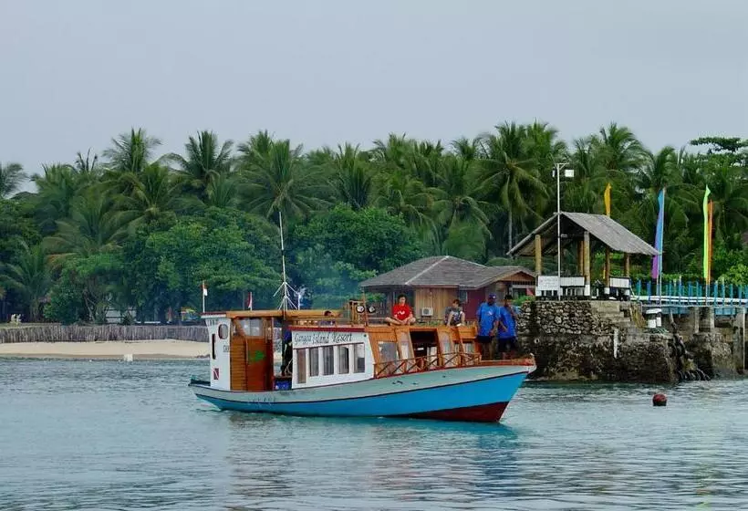 Hotelli Gangga Island Resort & Spa