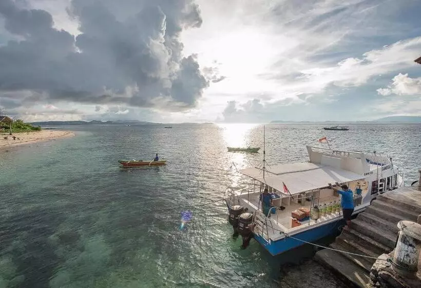 Hotelli Gangga Island Resort & Spa