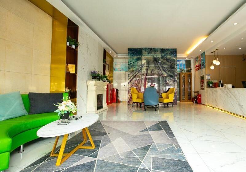 Отель Greentree Inn Jiangsu Xuzhou Feng County Liubang Plaza Express