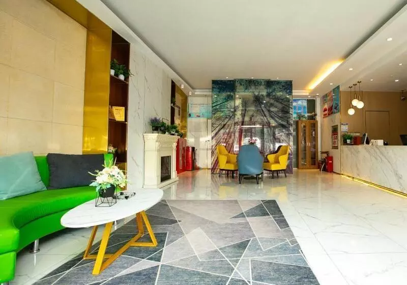 Hotelli Greentree Inn Jiangsu Xuzhou Feng County Liubang Plaza Express