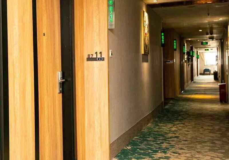 Hotelli Greentree Inn Jiangsu Xuzhou Feng County Liubang Plaza Express