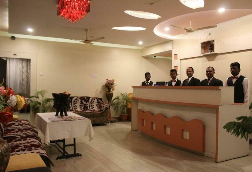 ホテル Manju Palace