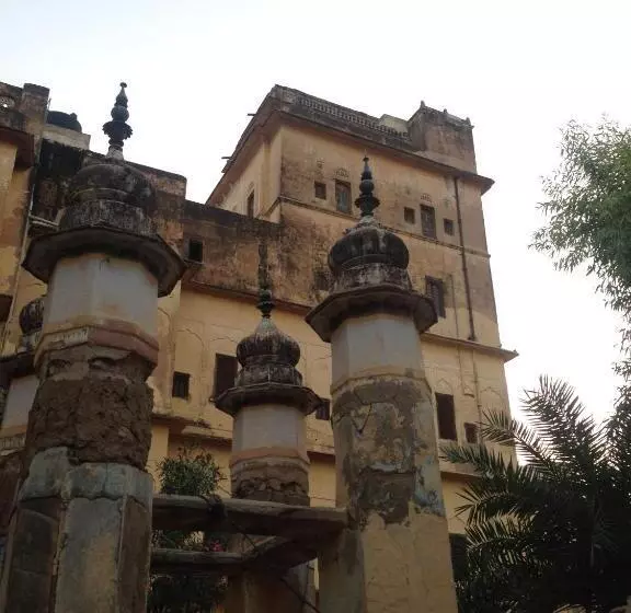 Hotelli Narayan Niwas Castle