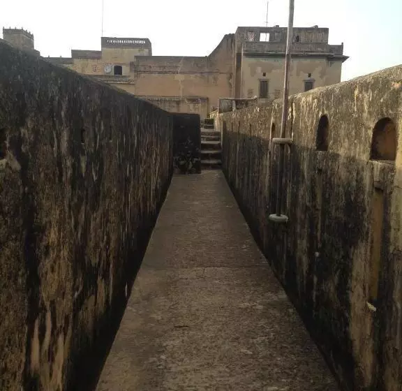 Hotelli Narayan Niwas Castle