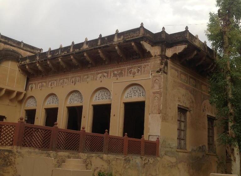 Hotel Narayan Niwas Castle