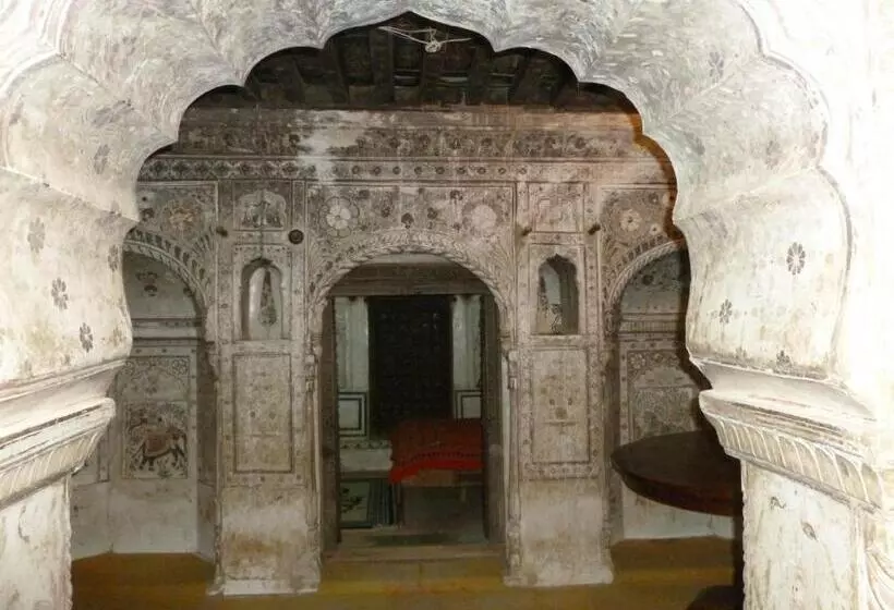 Hotelli Narayan Niwas Castle