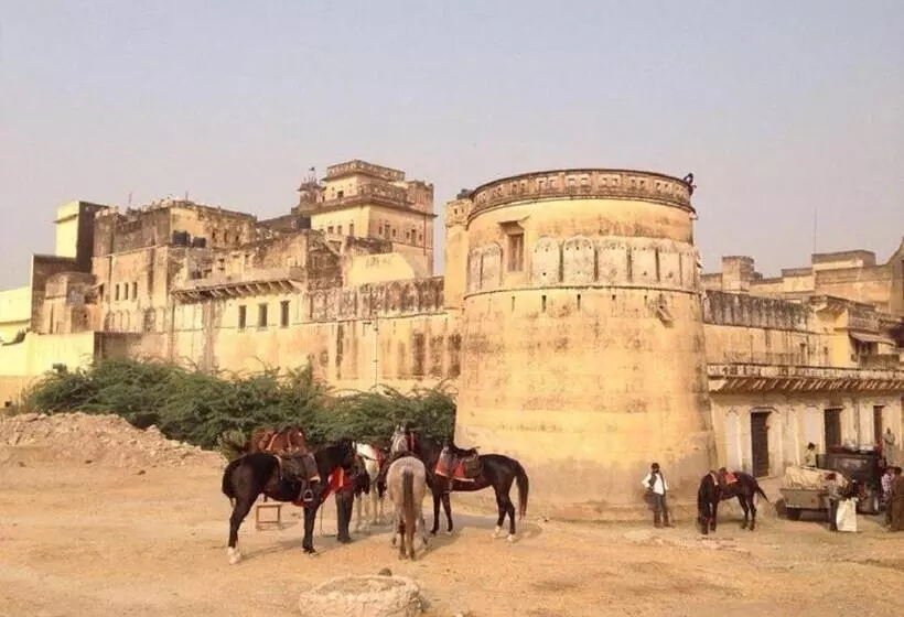 Hotelli Narayan Niwas Castle