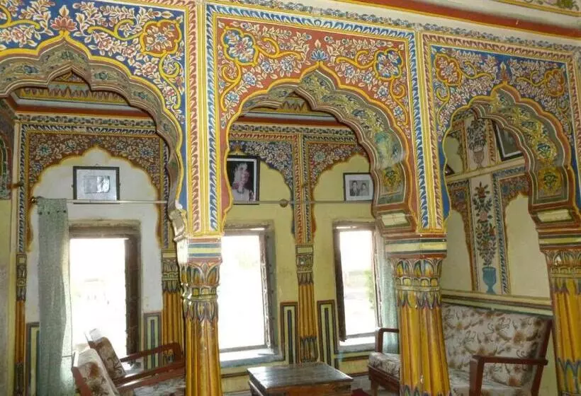 Hotelli Narayan Niwas Castle