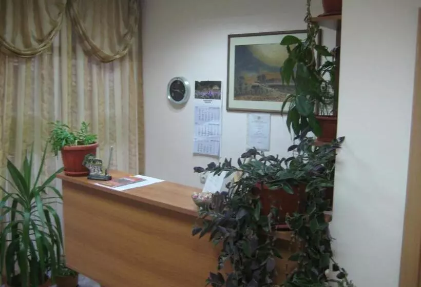 هتل Restaurant Popini Laki