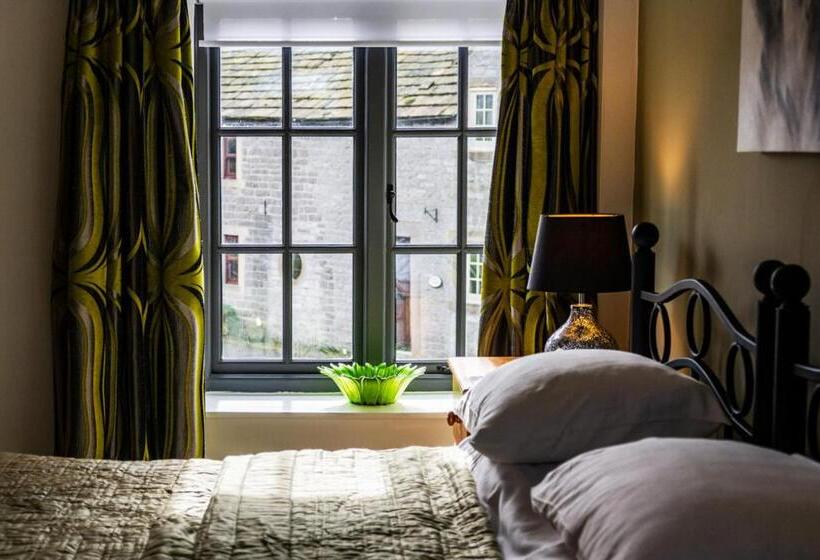 בית מלון כפרי The Bull At Foolow