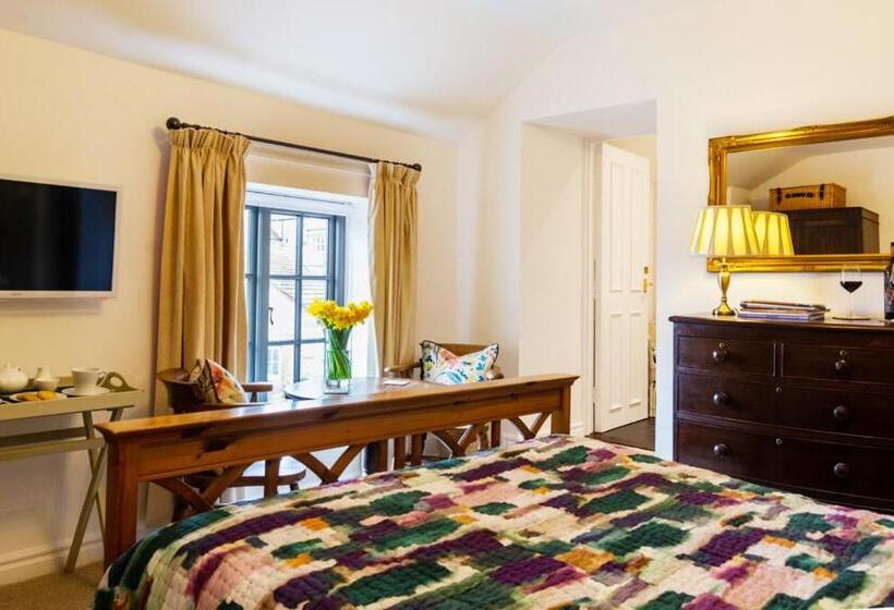 בית מלון כפרי The Bull At Foolow