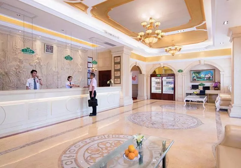 Vienna Hotel Shanwei Haifeng