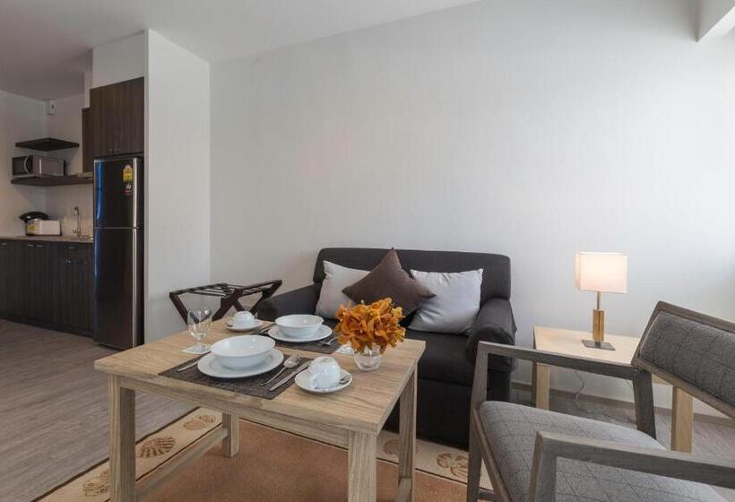 Kantary Hotel And Serviced Apartment, Amata, Bangpakong