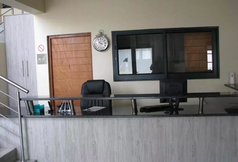 پانسیون 4 Seam Guest House