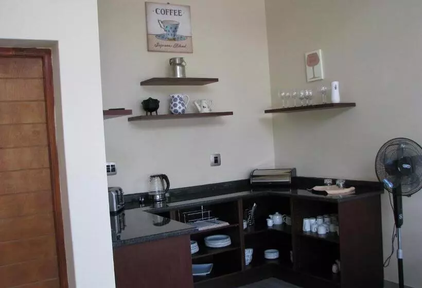 پانسیون 4 Seam Guest House