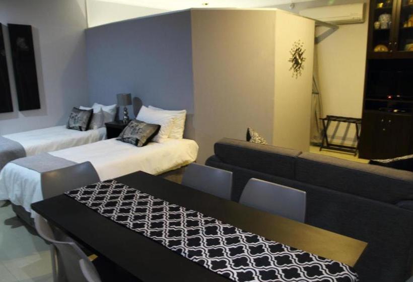 פנסיון 50 On Greeff