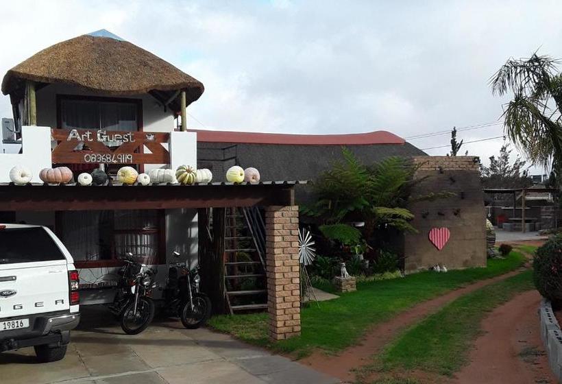 بنسيون Art Guest House