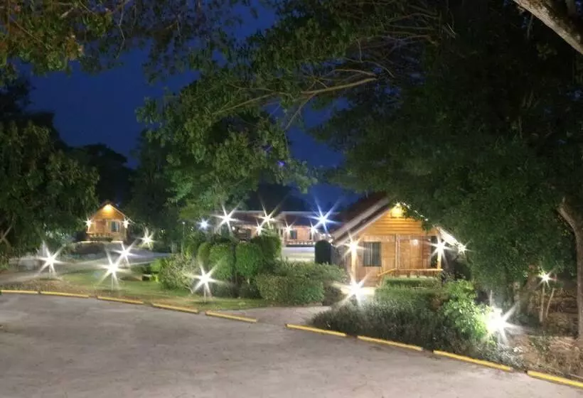 Majatalo Baan Khue Wieng Resort