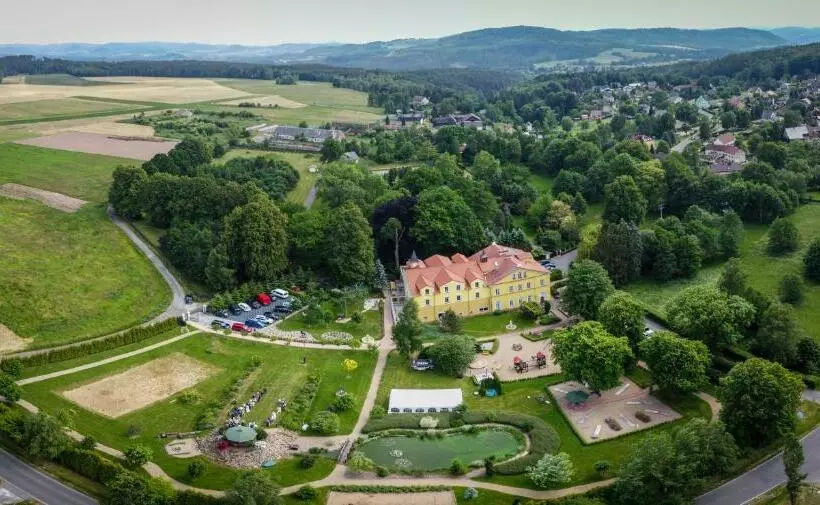 Majatalo Bynovecký Zámeček