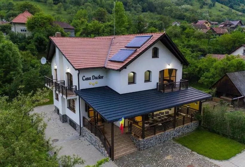 پانسیون Vatra Dacilor Transalpina