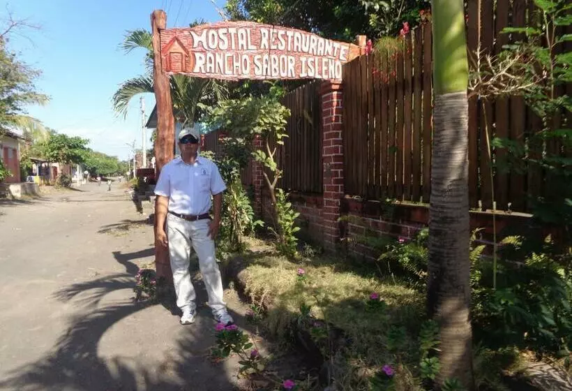 ペンション Hostal Rancho Sabor Isleño   Ometepe