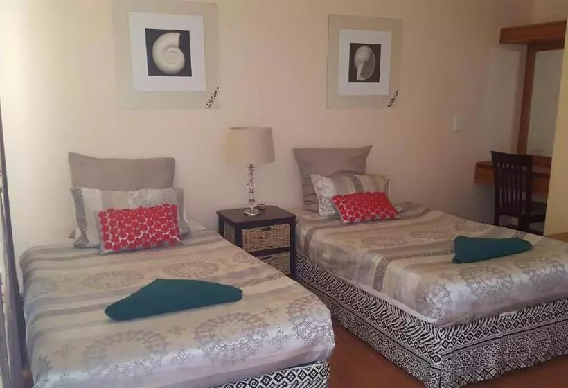 Majatalo Natalie Guesthouse